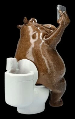 Lustige Nilpferd Figur - Selfie Am Klo -Statuen Modell Verkauf 2D FS25930 Lustige Nilpferd Figur Selfie am Klo 8 1280x1280