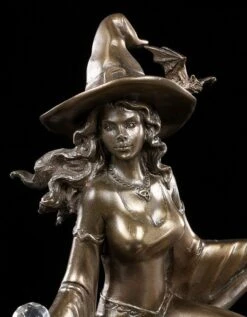 Hexen Figur - Hexe Reitet Auf Besen -Statuen Modell Verkauf 9354 4 witch figurine 4 1280x1280