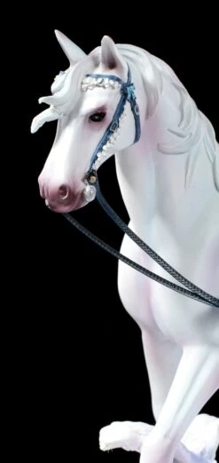 Elfen Figur Mit Pferd - Winter Wings By Nene Thomas -Statuen Modell Verkauf Elfen Figur Winter Wings By Nene Thomas 7 1280x1280