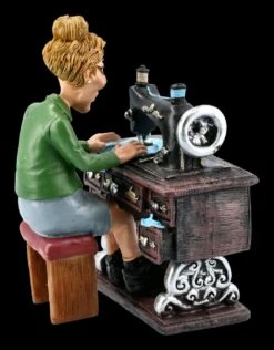 Funny Jobs Figur - Schneiderin An Nähmaschine 10 Funny Jobs Figur - Schneiderin An Nähmaschine -Statuen Modell Verkauf FS20485 Funny Jobs Figur Schneiderin an Naehmaschine 6 1280x1280