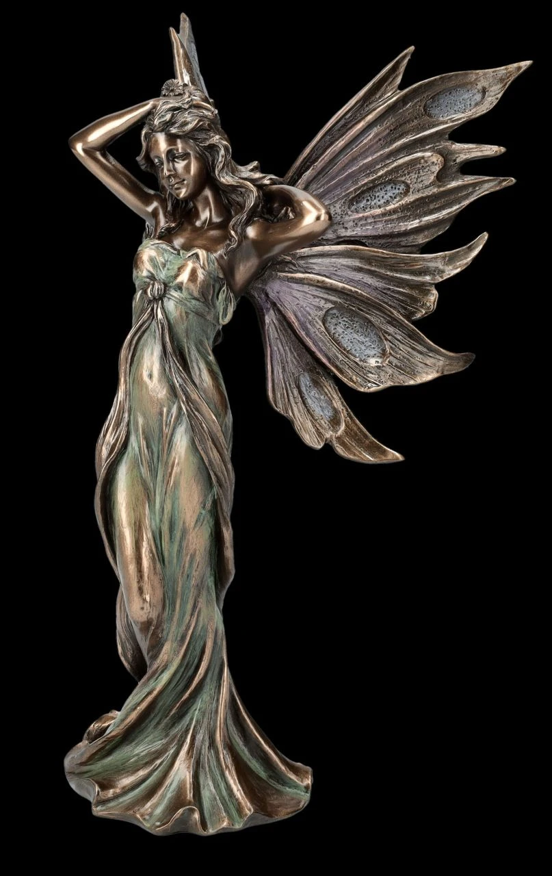 Elfen Figur Streicht Sich Durchs Haar 4 Elfen Figur Streicht Sich Durchs Haar – Bild 2