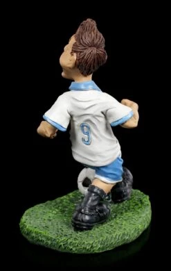 Funny Sports Figur - Fußballspieler Im Weißen Trikot -Statuen Modell Verkauf Funny Sports Figur Fussballspieler Im Weissen Trikot 3 1280x1280