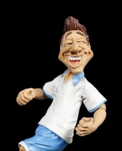 Funny Sports Figur - Fußballspieler Im Weißen Trikot -Statuen Modell Verkauf Funny Sports Figur Fussballspieler Im Weissen Trikot 6 1280x1280