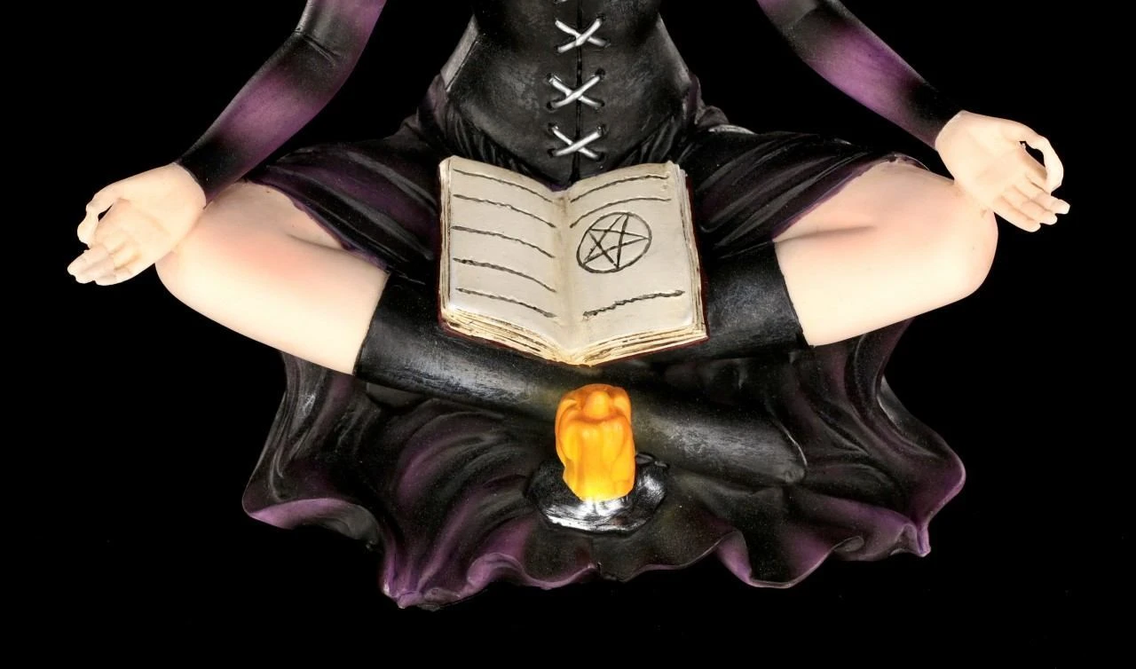 Hexen Figur - Aradia Beschwört Zauber 13 Hexen Figur - Aradia Beschwört Zauber – Bild 11