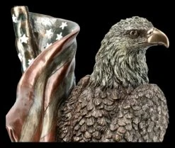 Adler Figur Sitzt Vor US Flagge -Statuen Modell Verkauf KS6432 Adler Figur sitzt vor US Flagge 9 1280x1280