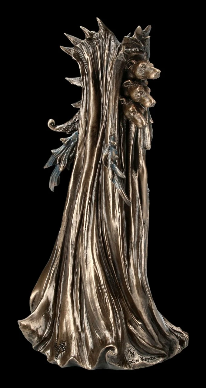 Hekate Figur 7 Hekate Figur – Bild 5